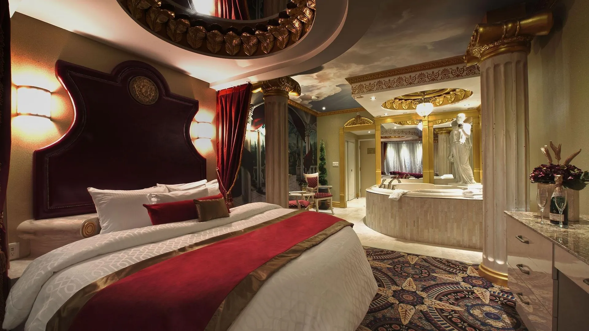 Fantasyland Hotel Edmonton